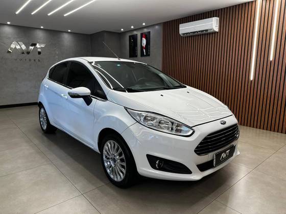 FORD FIESTA 1.0 ECOBOOST TITANIUM PLUS HATCH 12V GASOLINA 4P POWERSHIFT